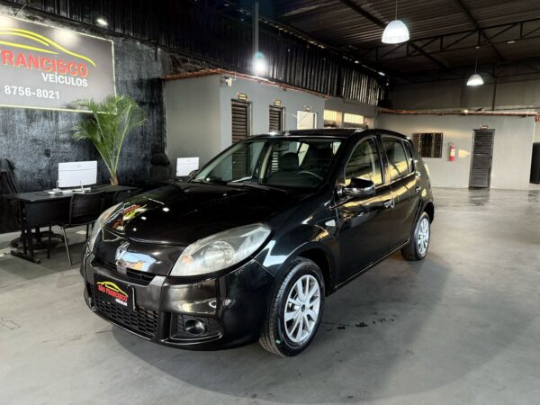 SANDERO 2014 - Image 2
