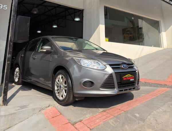 FORD FOCUS 2015