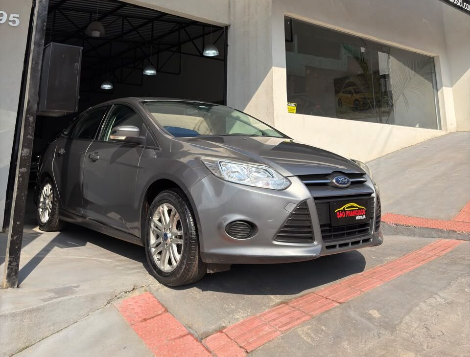 FORD FOCUS 2015